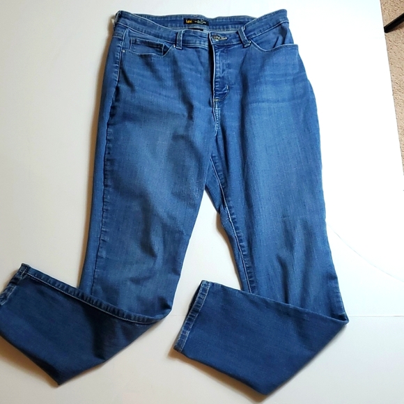 lee slimming fit skinny leg